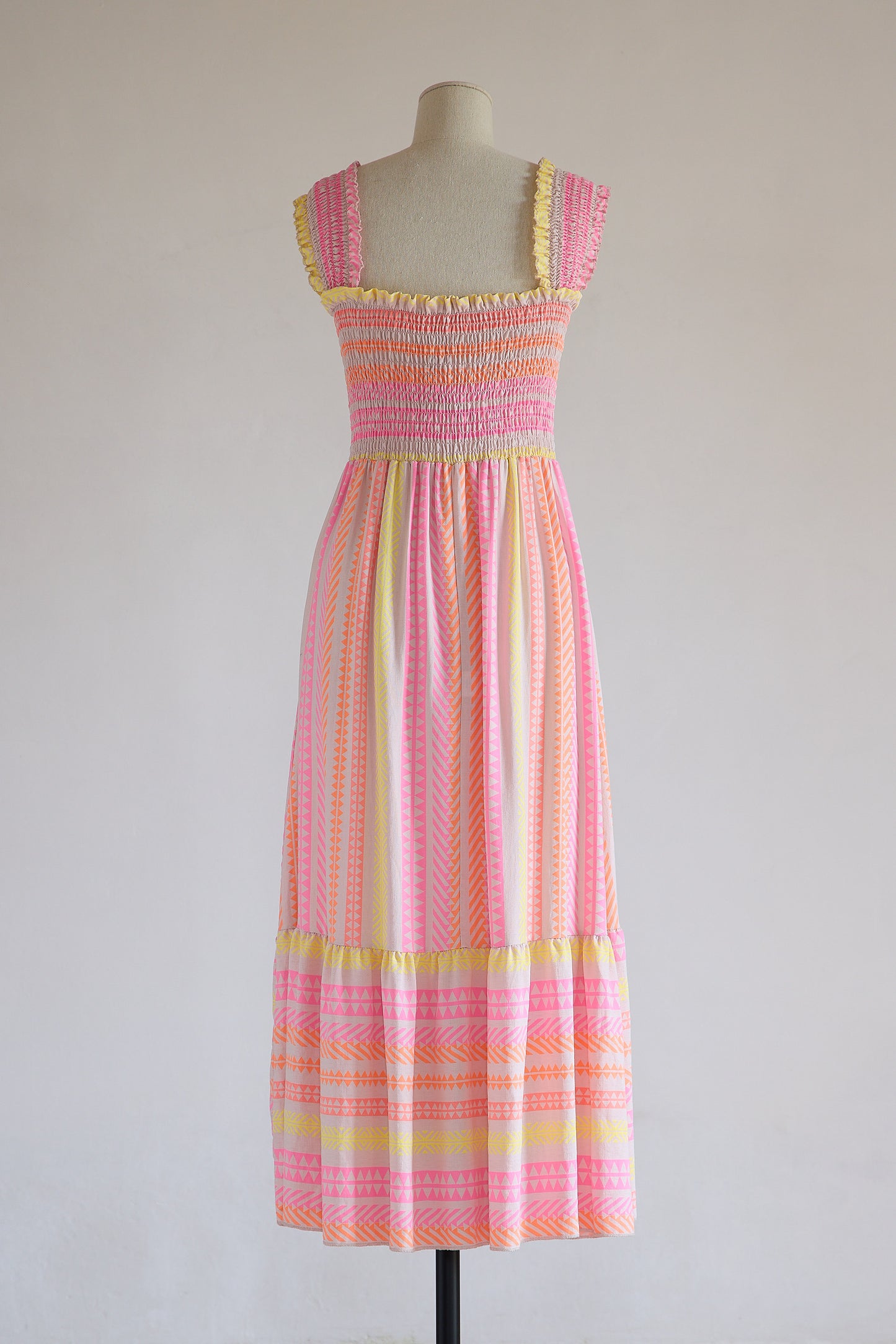 VESTIDO CORALINE BEIGE