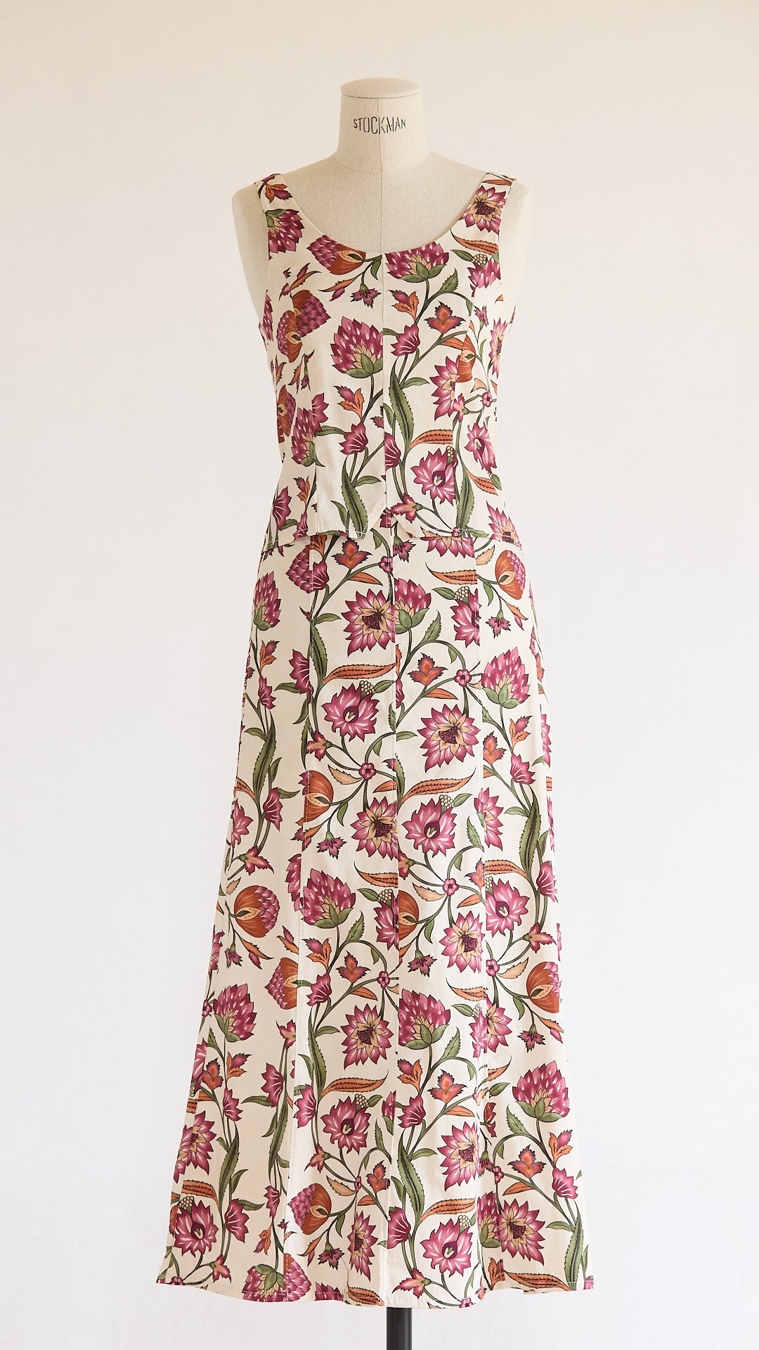 CONJUNTO LEILA
