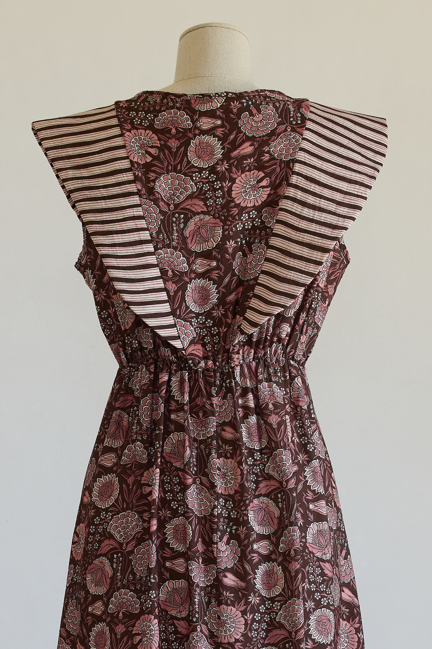 VESTIDO MARTINA CHOCOLATE